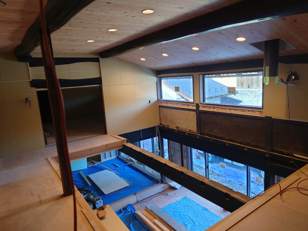 画像:工事中 吹き抜け