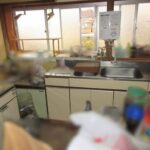 サムネイル：キッチン・完成ご夫婦での使用にちょうど良い広さのキッチン。 広くはないですが、収納力は抜群にあります。