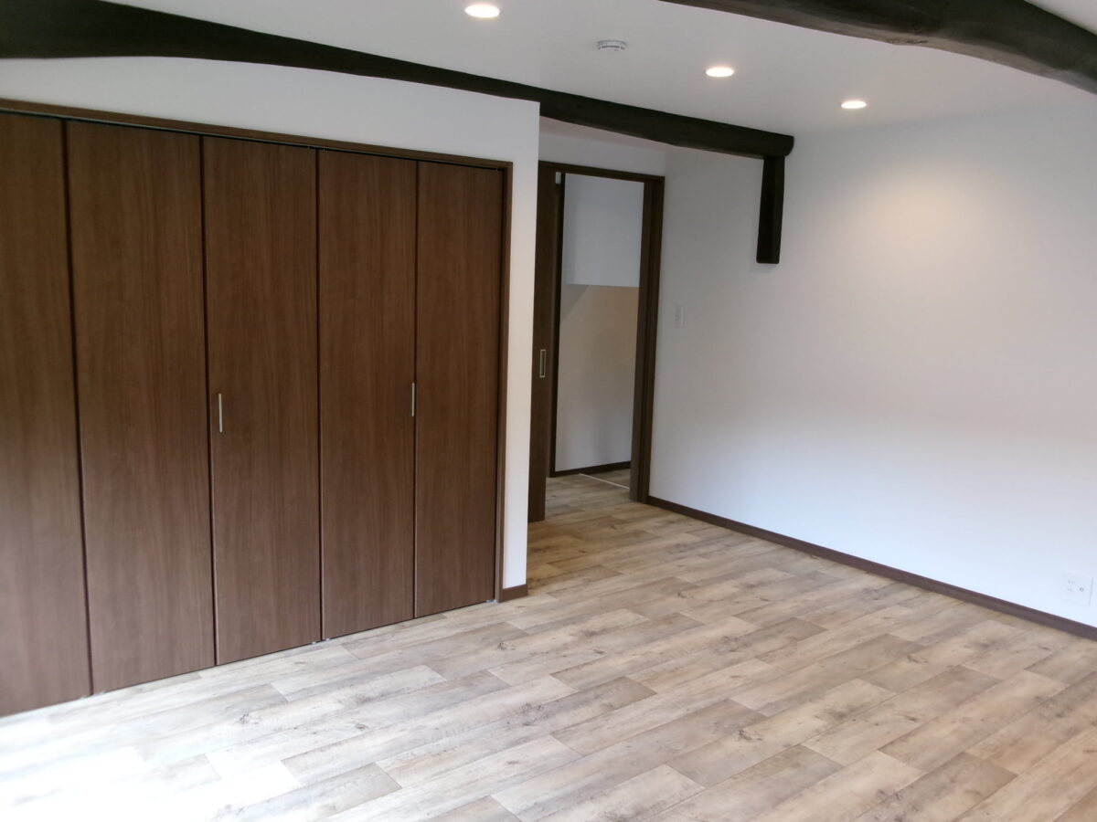 画像:完成 2階寝室2