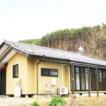 サムネイル：キッチン・完成ご夫婦での使用にちょうど良い広さのキッチン。 広くはないですが、収納力は抜群にあります。