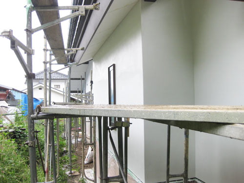 画像:外壁工事(漆喰)