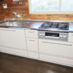 サムネイル：工事後：お手入れが楽なレンジフードに入れ替えて家事の負担が軽減されます。お掃除がとっても楽なんです。